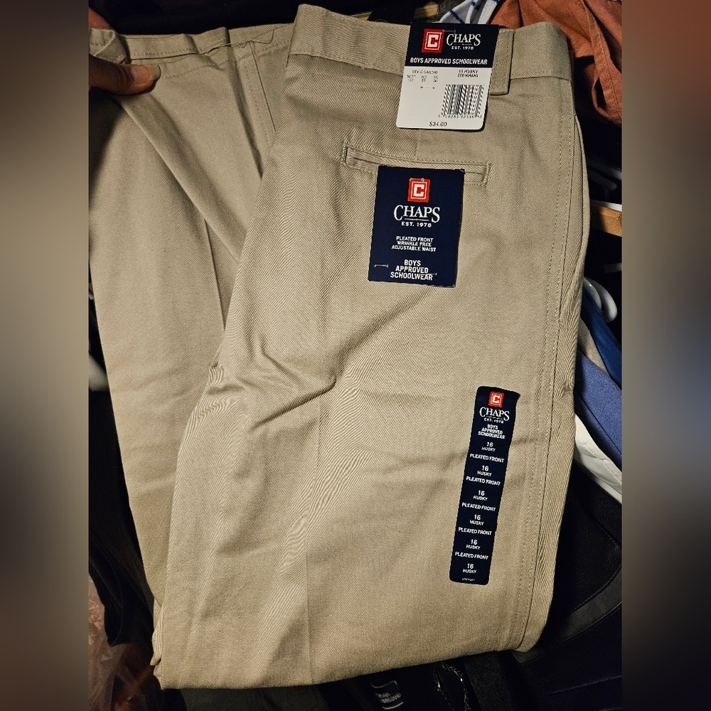 NWT Boys Chaps Khaki - Approved Schoolwear size 16 Husky